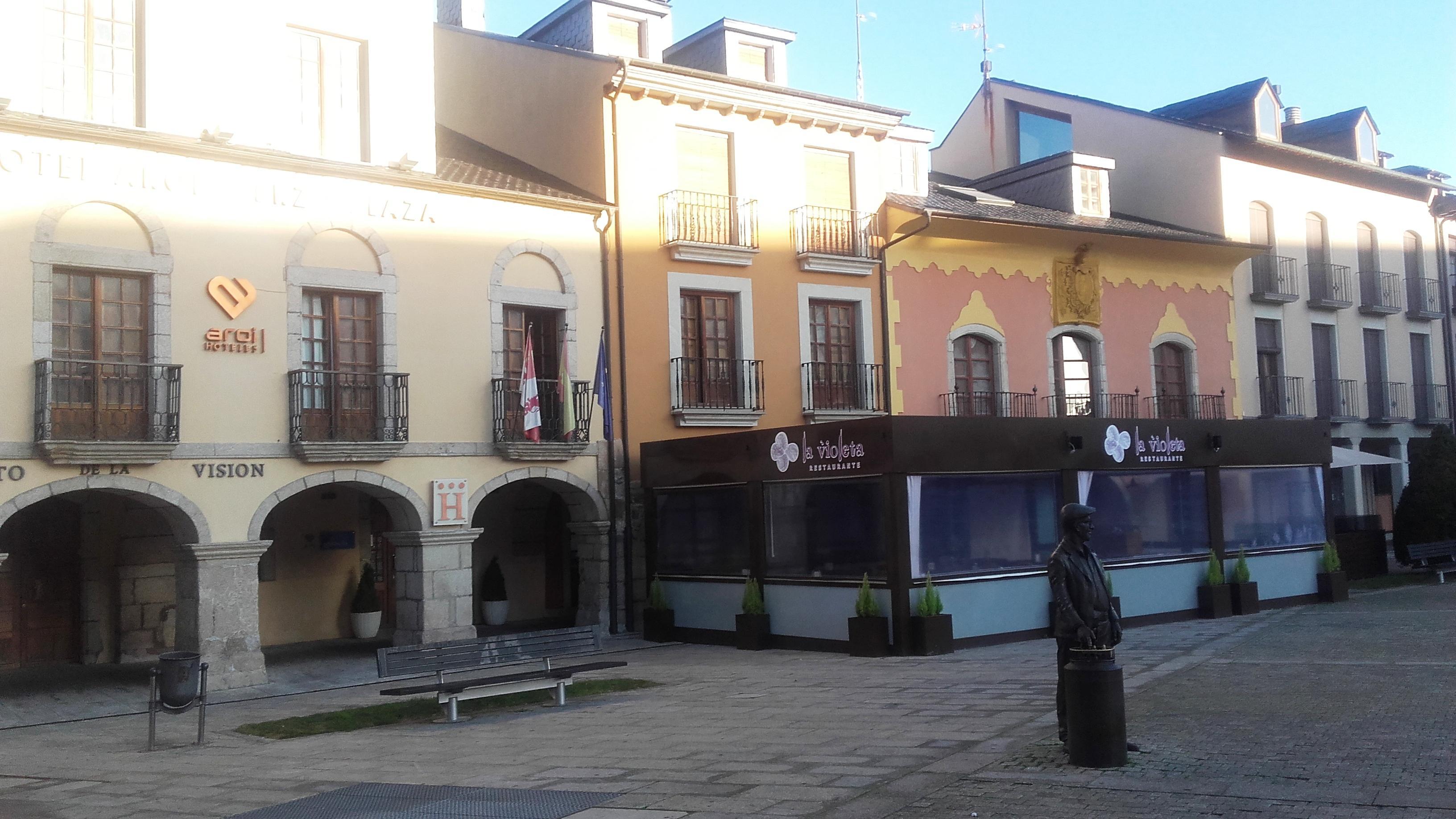 Hotel Aroi Bierzo Plaza Ponferrada Exteriör bild