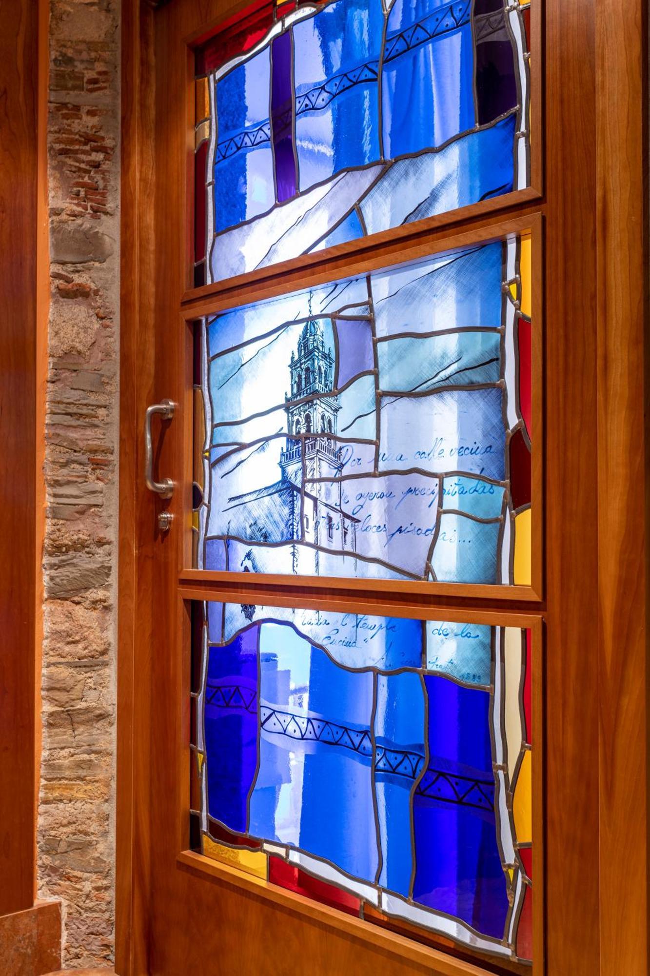 Hotel Aroi Bierzo Plaza Ponferrada Exteriör bild