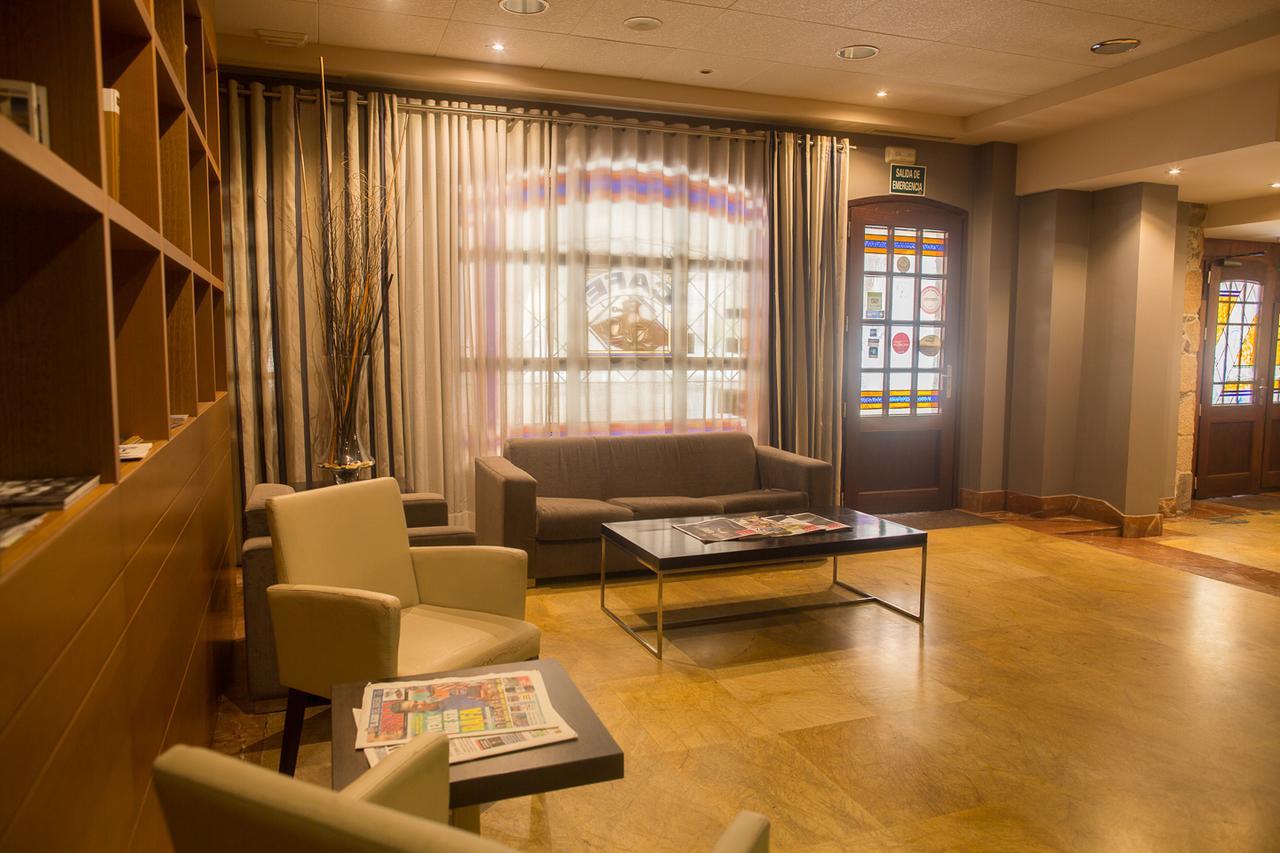 Hotel Aroi Bierzo Plaza Ponferrada Exteriör bild